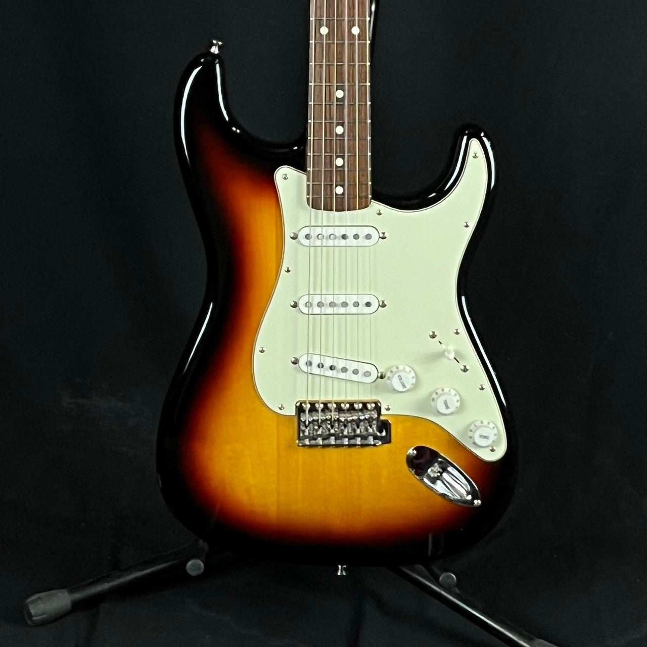 Fender Japan Traditional II 60 Stratocaster 3TS