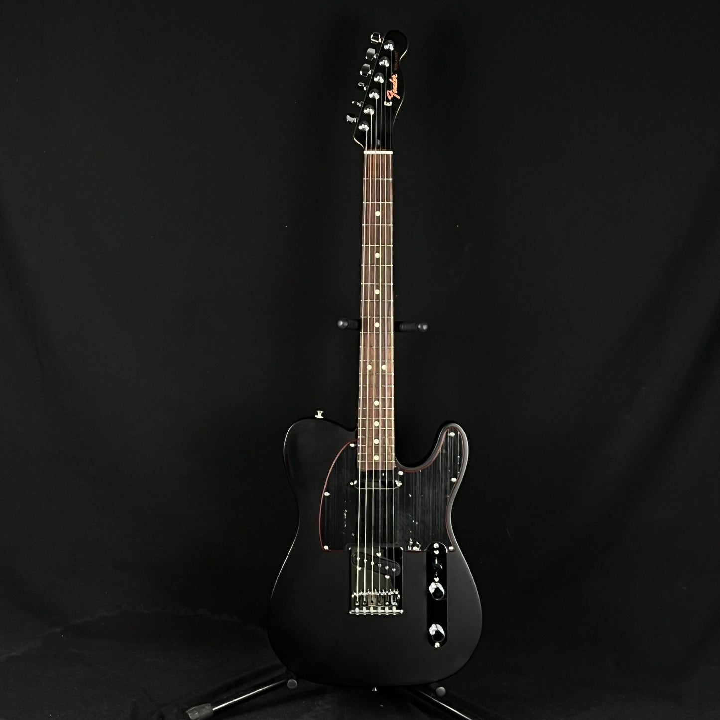 Fender Special Edition Noir Telecaster