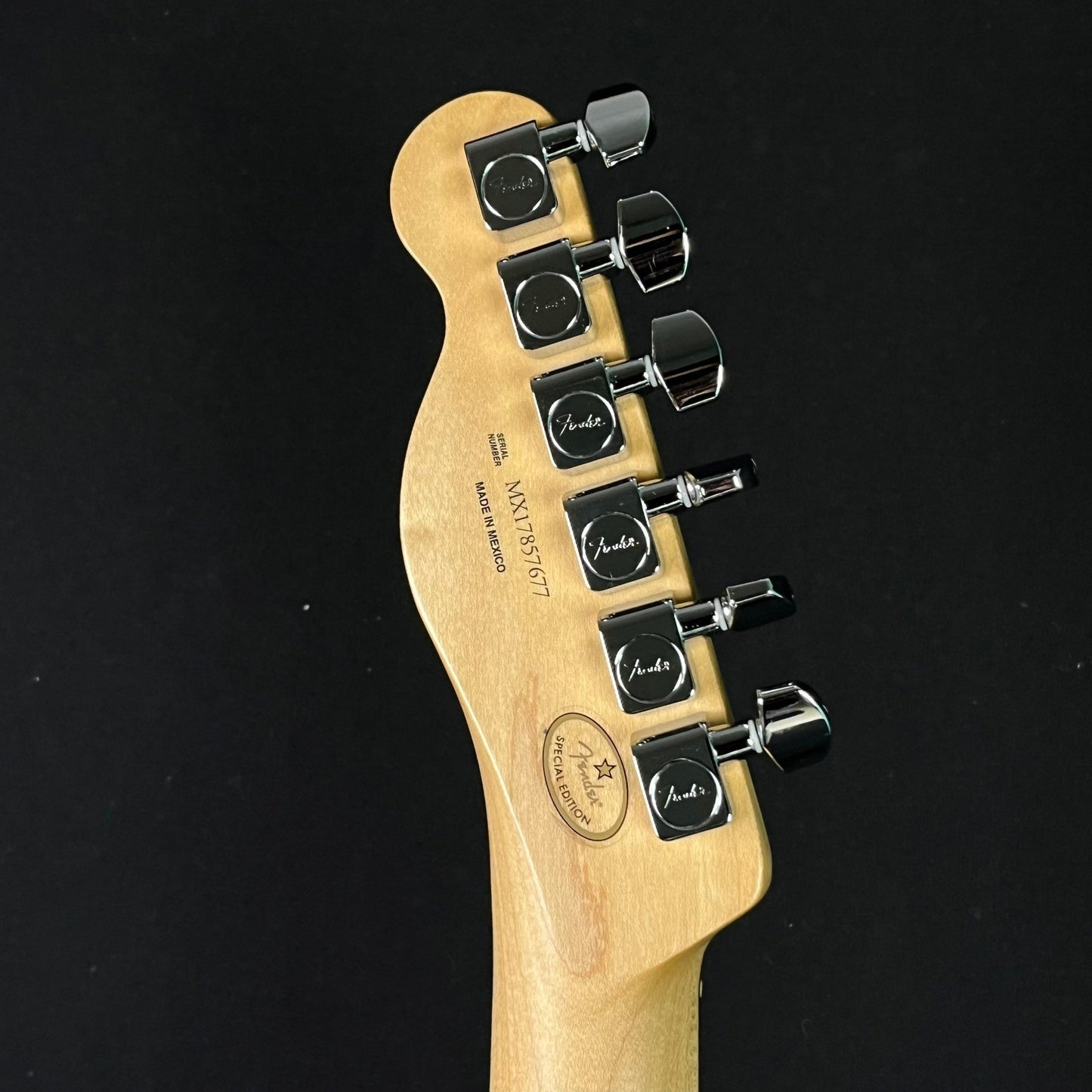 Fender Special Edition Noir Telecaster