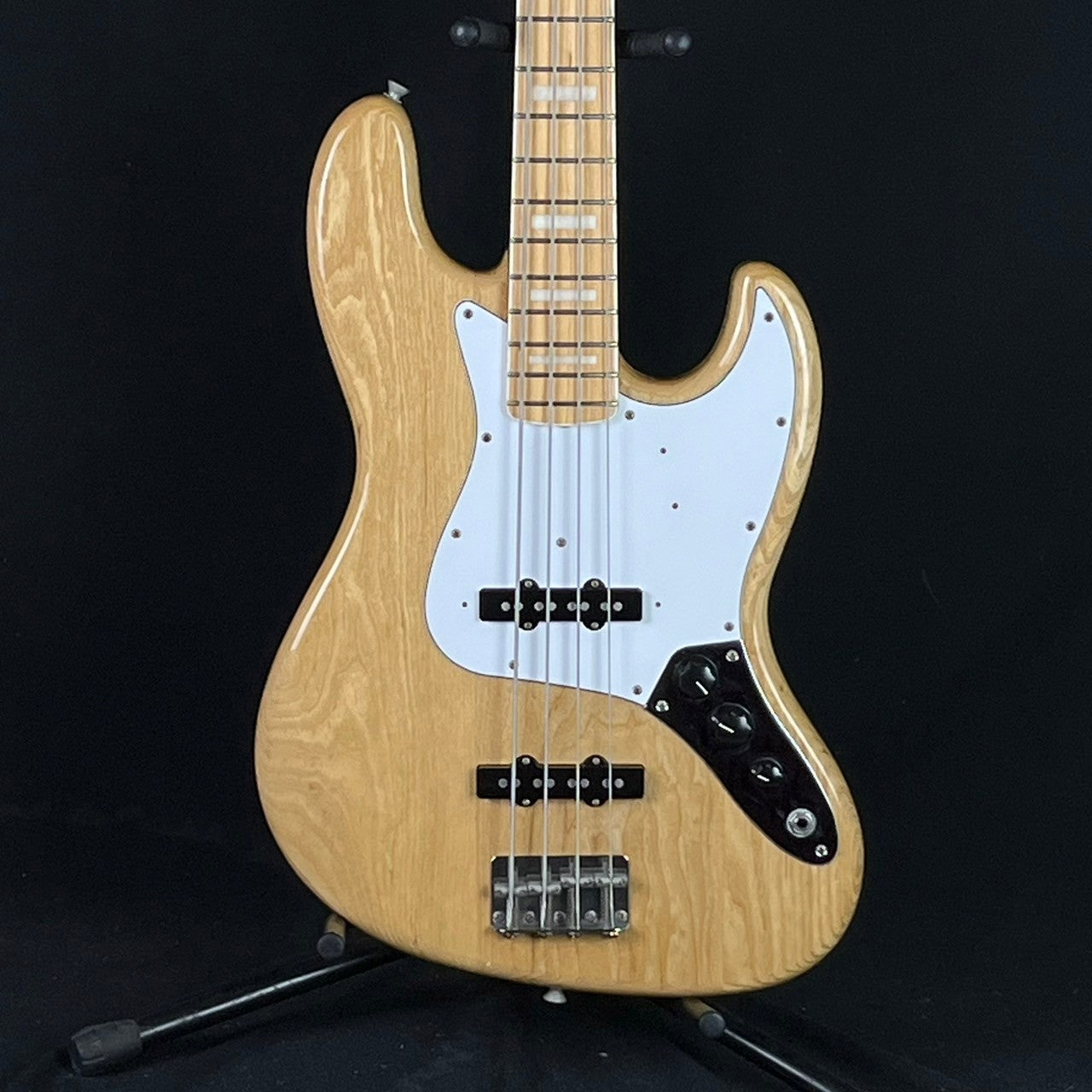 Fender Japan Traditional 70s Jazz Bass 2018