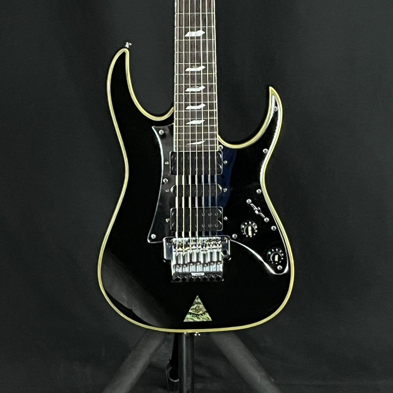 Ibanez Japan Universe UV777P Steve Vai