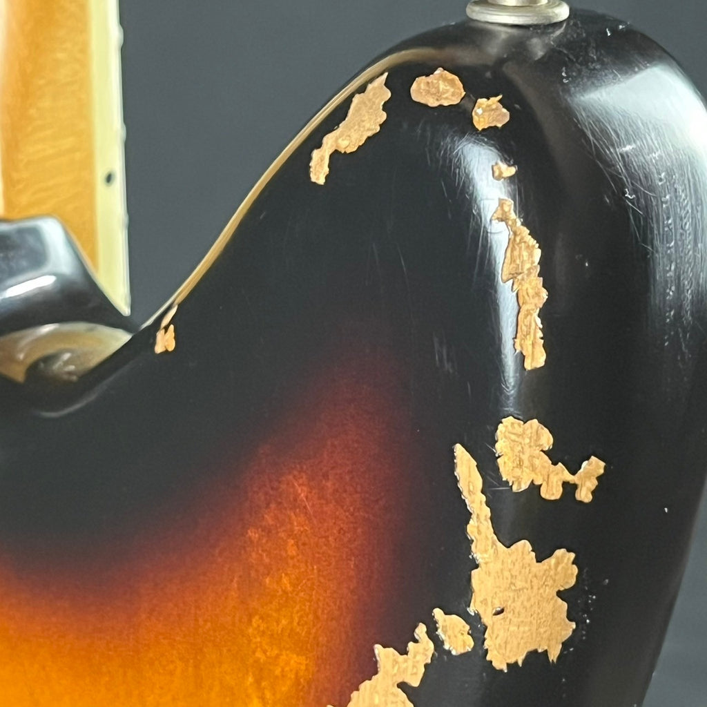 Fender Jaguar Kurt Cobain Road Worn