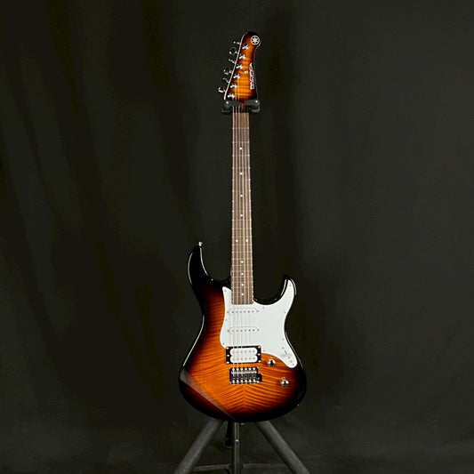 YAMAHA PAC212VFM