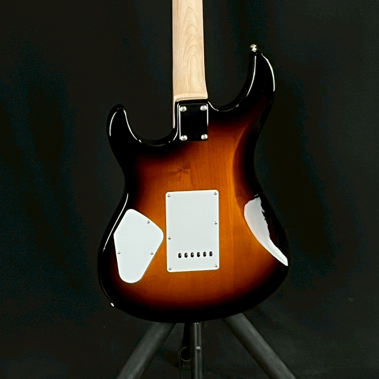 YAMAHA PAC212VFM