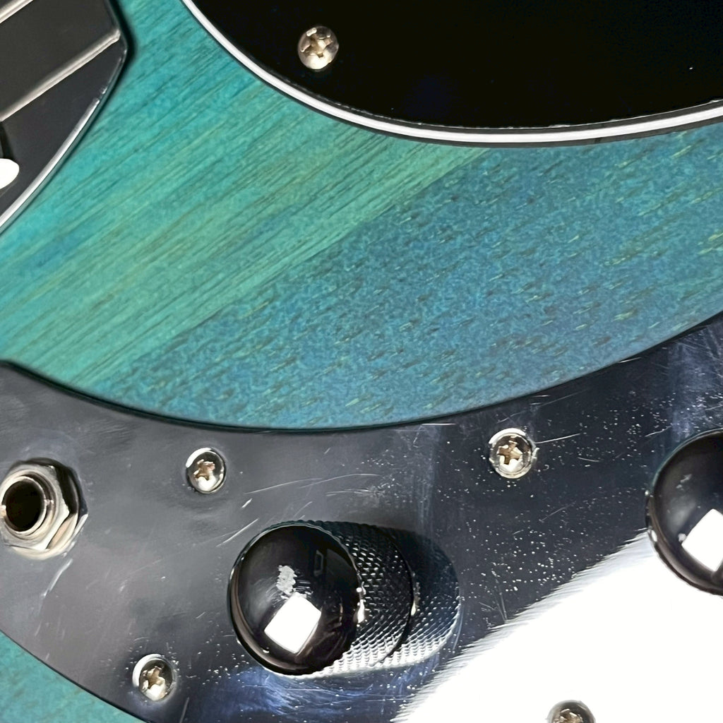 Sterling SUB Series String Ray 4