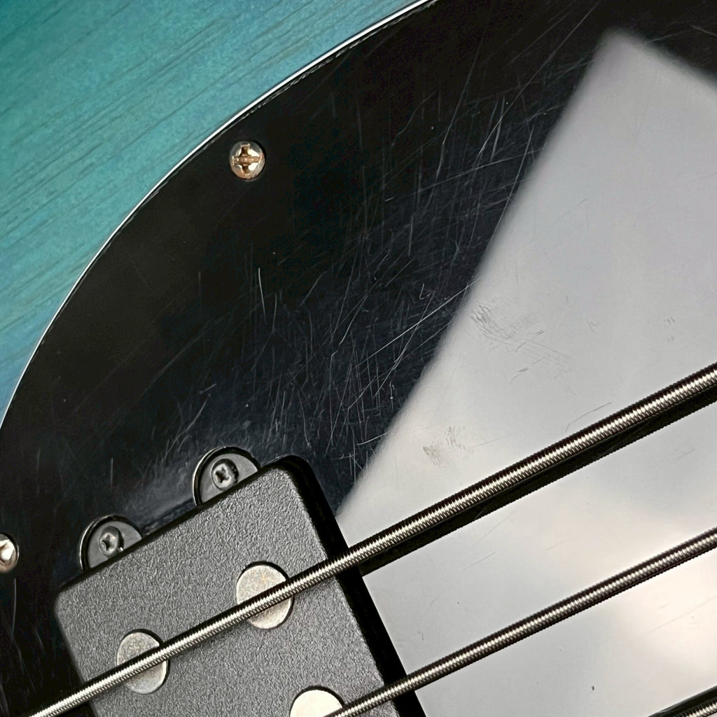 Sterling SUB Series String Ray 4