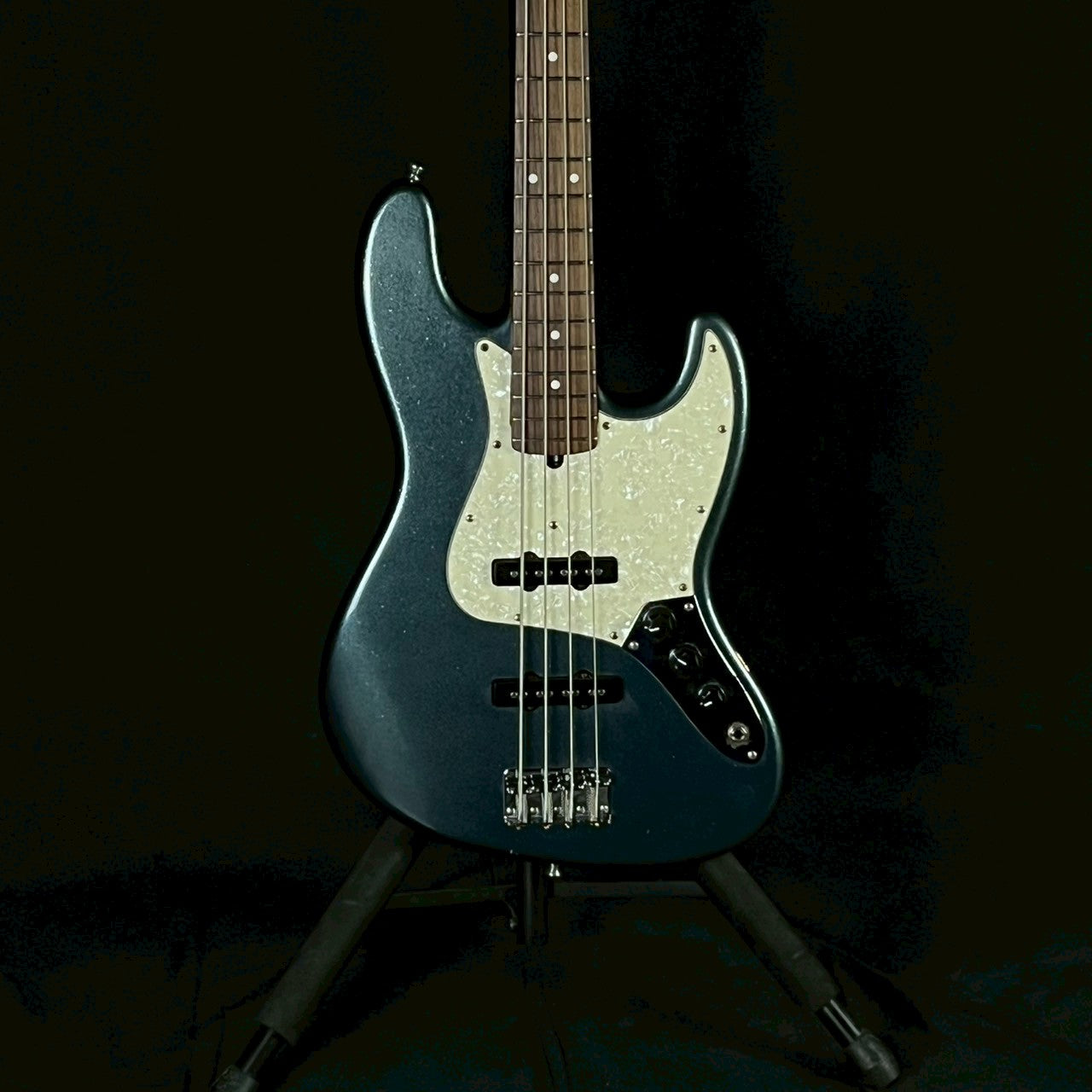 Bacchus Global Series Jazz Bass | UNISOUND BANGKOK กีตาร์