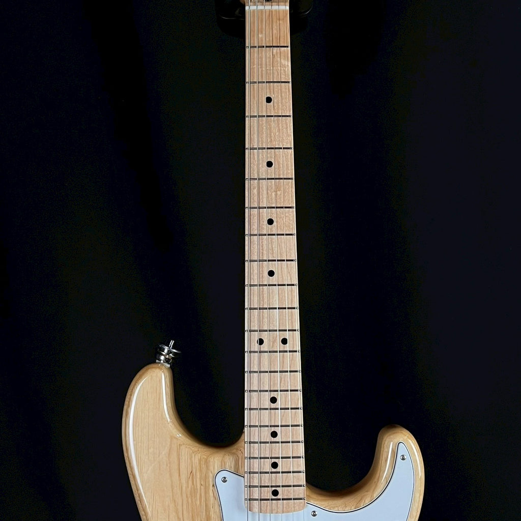 Fender Japan Traditional ll 70s Stratocaster 2023