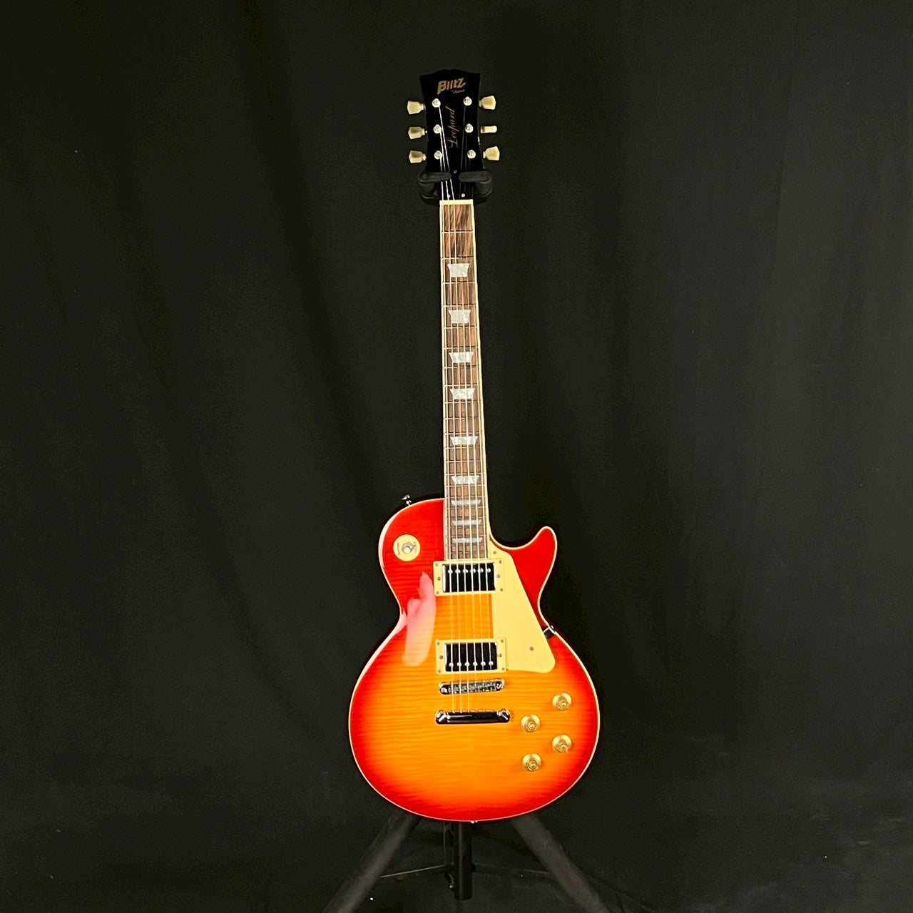 Blitz by Aria Pro II Leopard