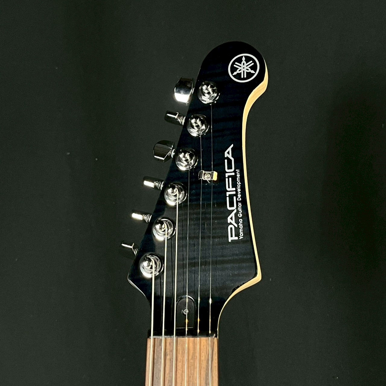 YAMAHA PAC212VFM
