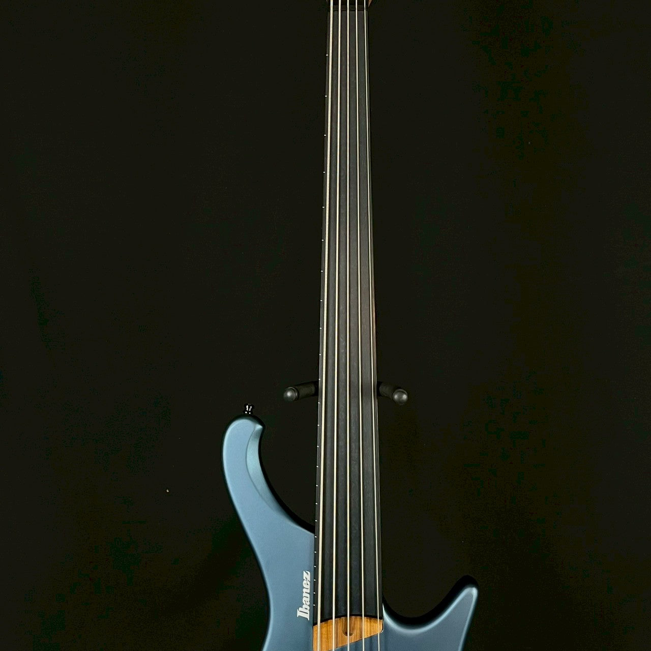 Ibanez EHB1005F Fretlees