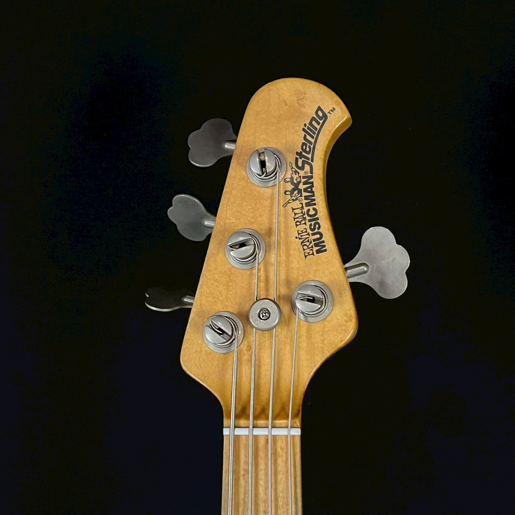 MUSIC MAN USA Sterling bass ( Trussrod Not working )