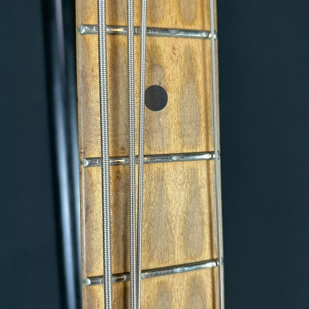 MUSIC MAN USA Sterling bass ( Trussrod Not working )
