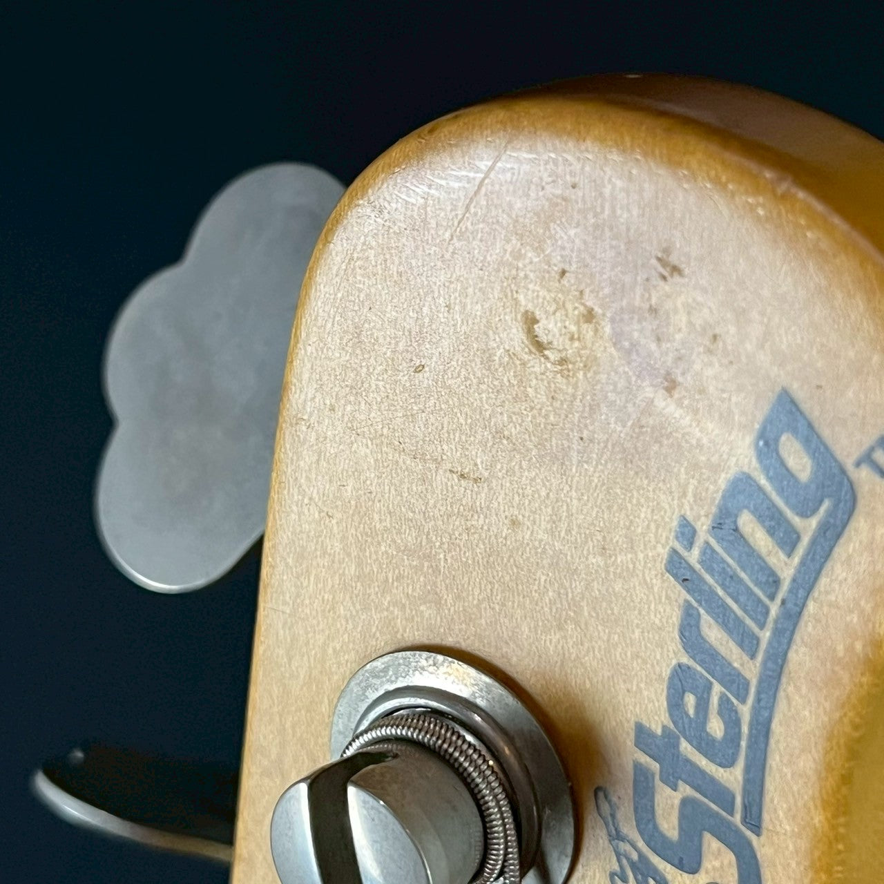 MUSIC MAN USA Sterling bass ( Trussrod Not working )