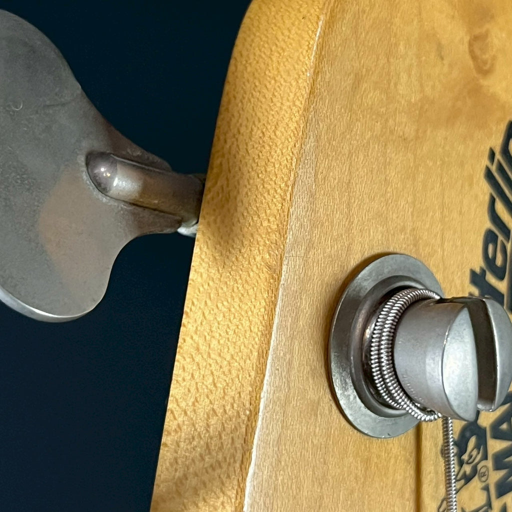 MUSIC MAN USA Sterling bass ( Trussrod Not working )