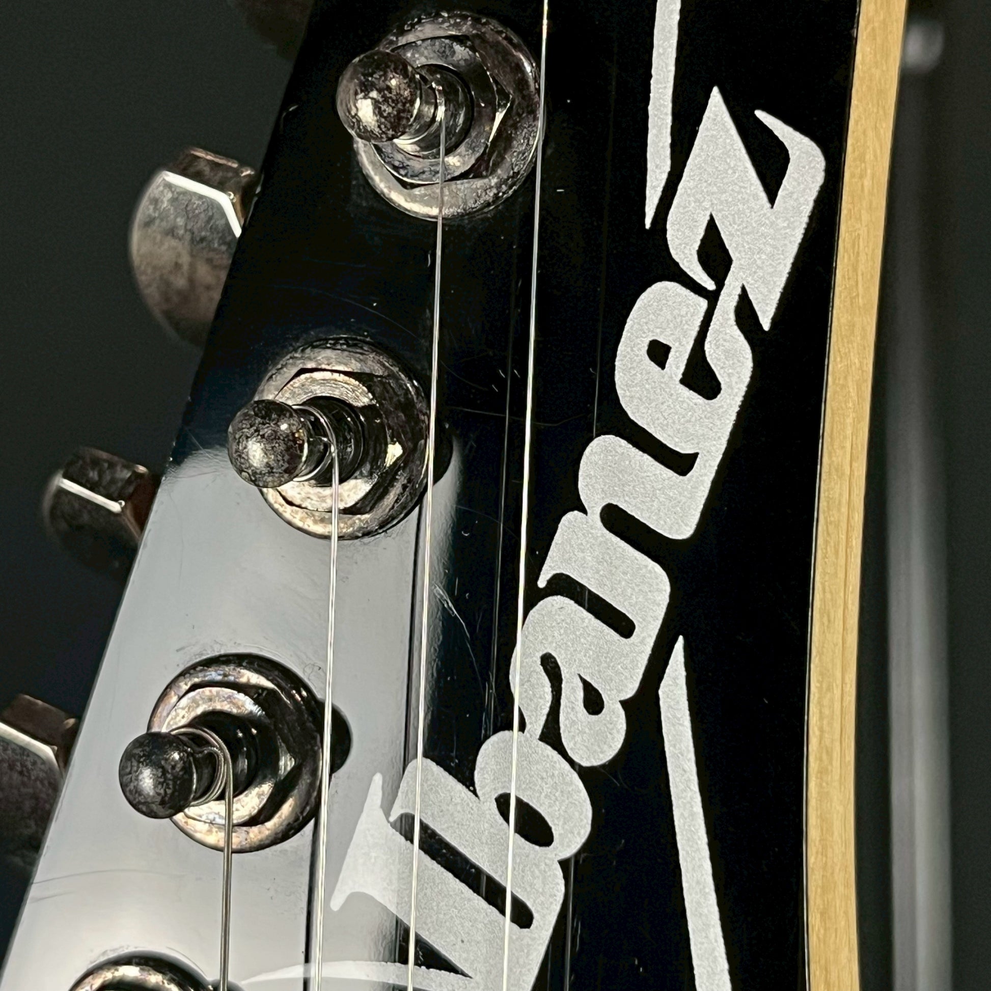 Ibanez RG421PB