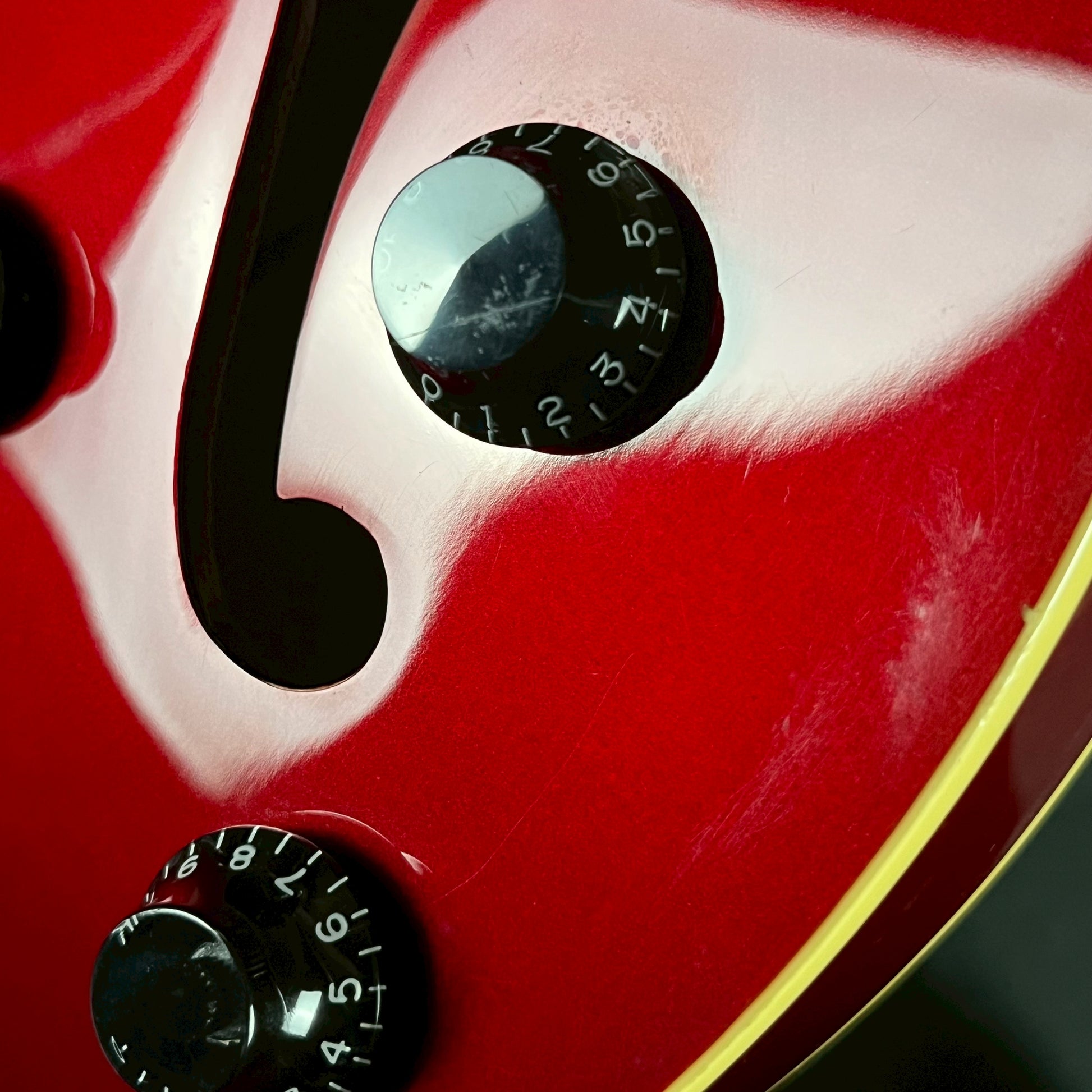 Epiphone Riviera 2024