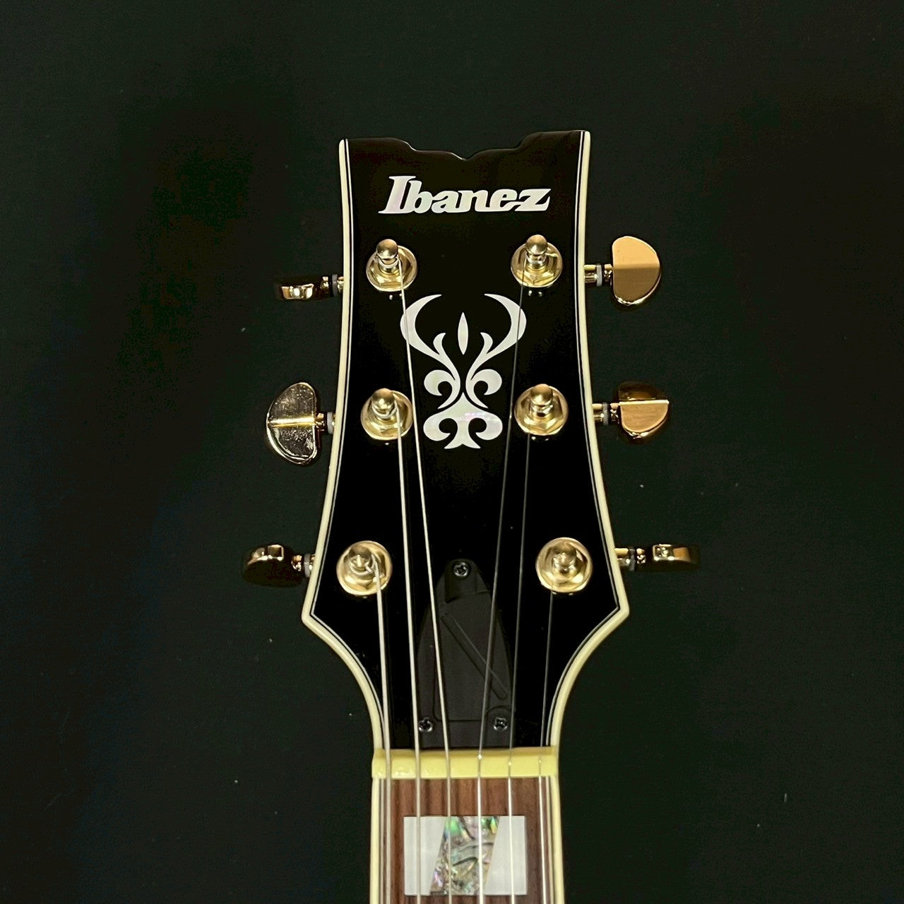 Ibanez AR420