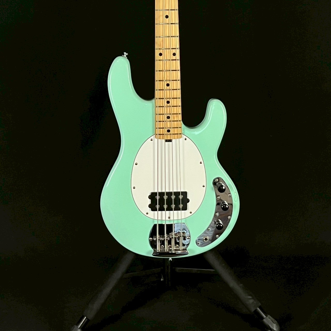 Sterling SUB Series String Ray 4