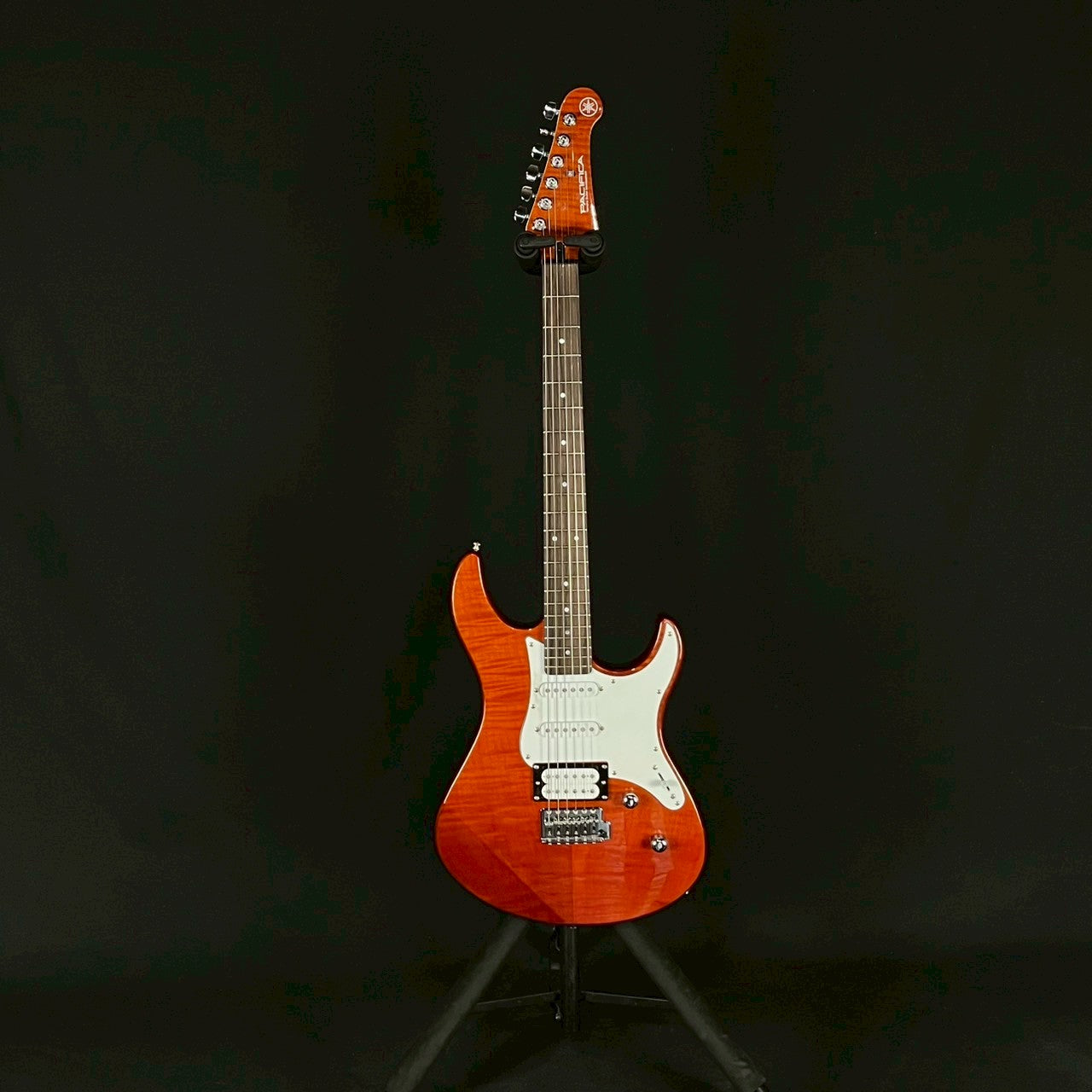 YAMAHA PAC212VFM