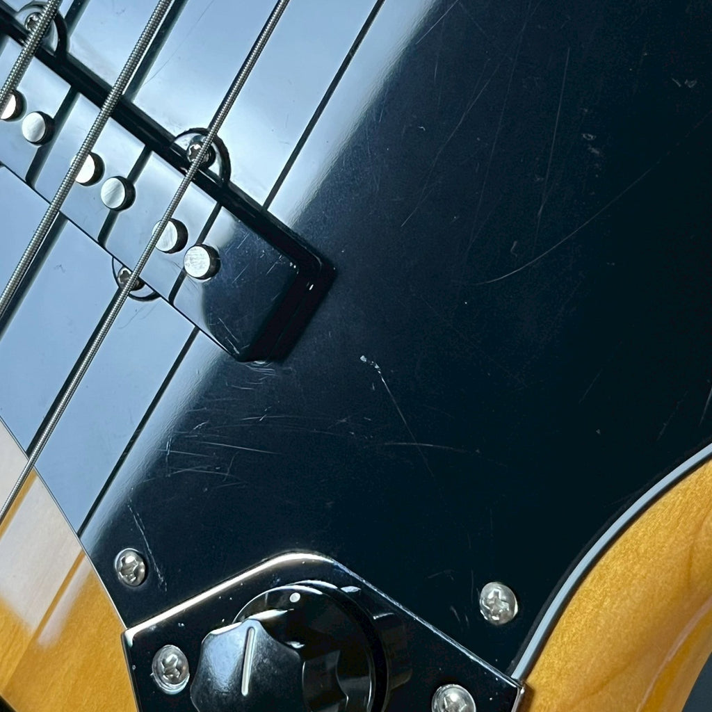 Squier Classic Vibe 70s Jazz Bass