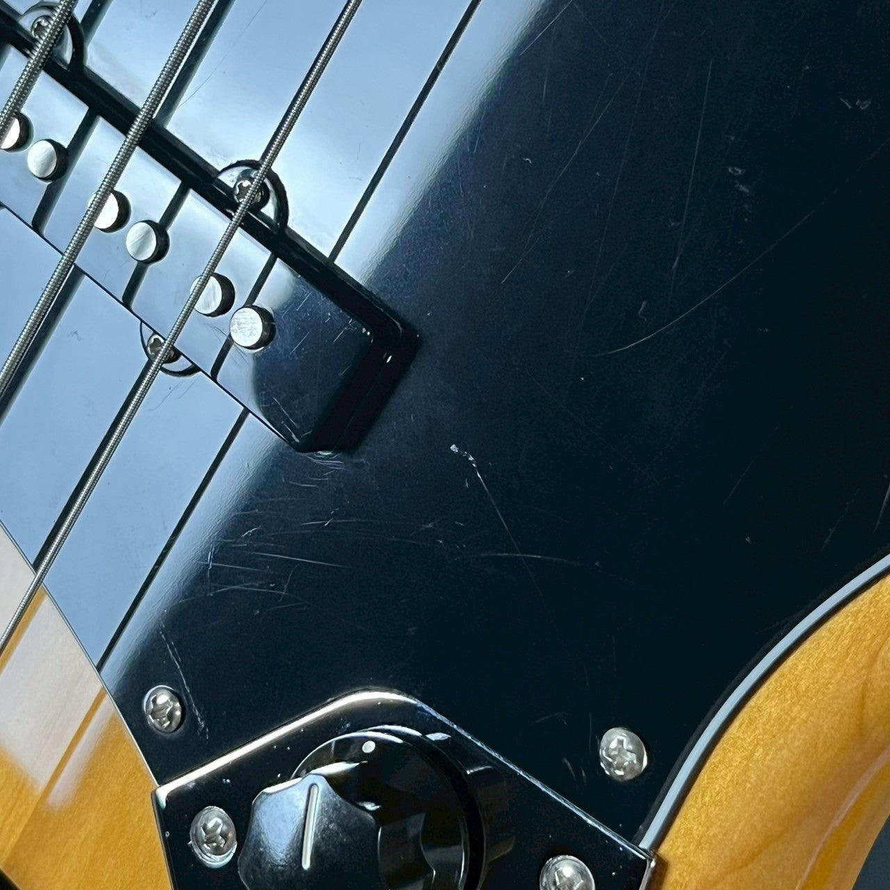 Squier Classic Vibe 70s Jazz Bass