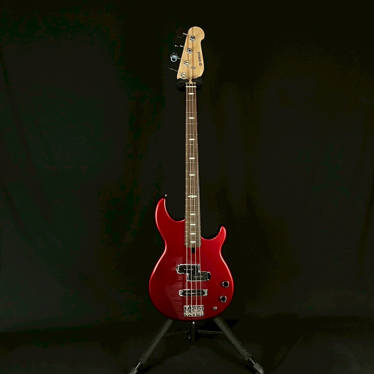 YAMAHA BB424 Bass