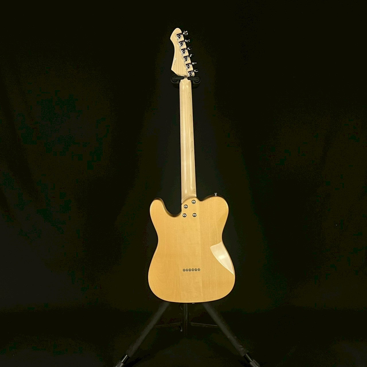 Aria Pro II 615-AE200