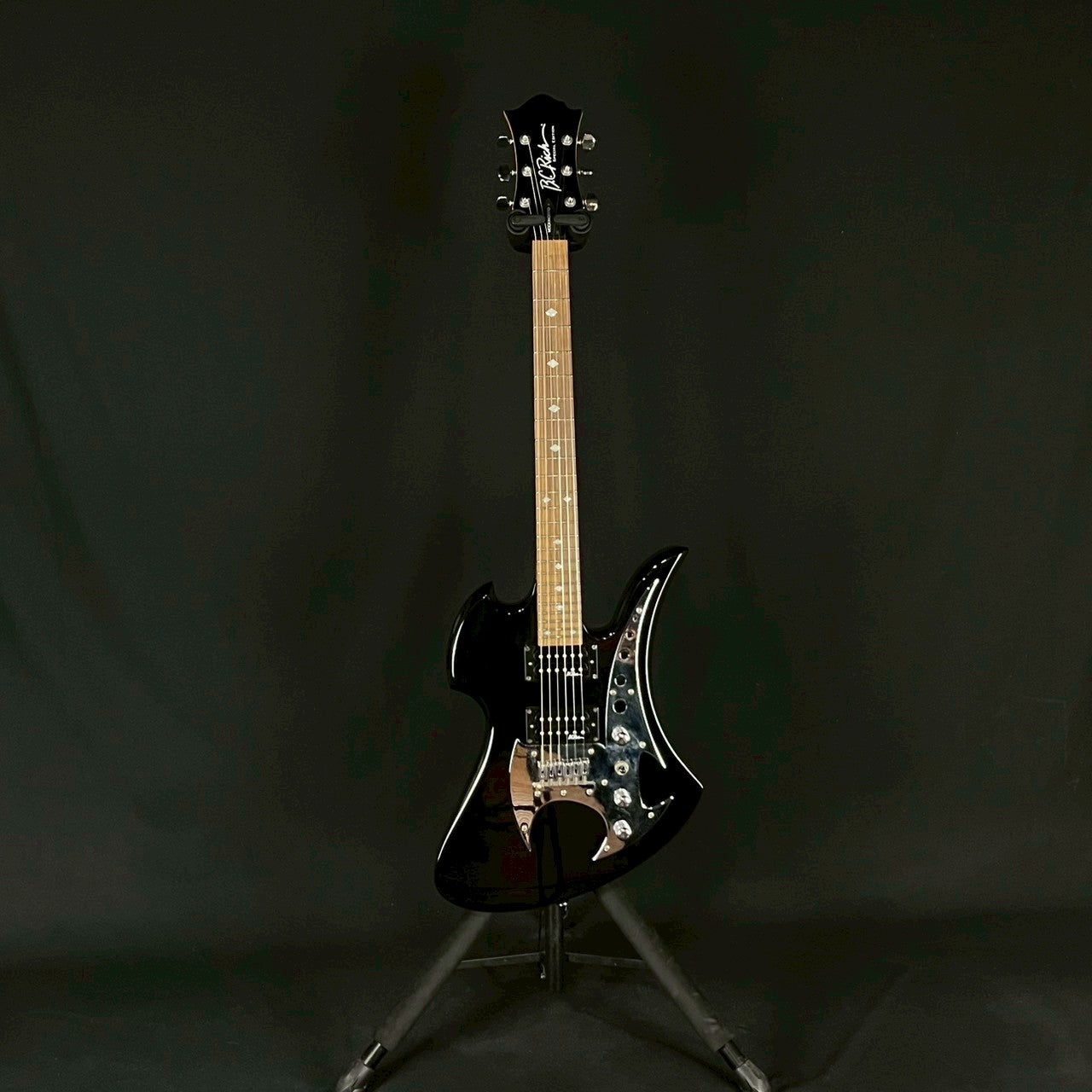 B.C. Rich Mockingbird Evil Edge