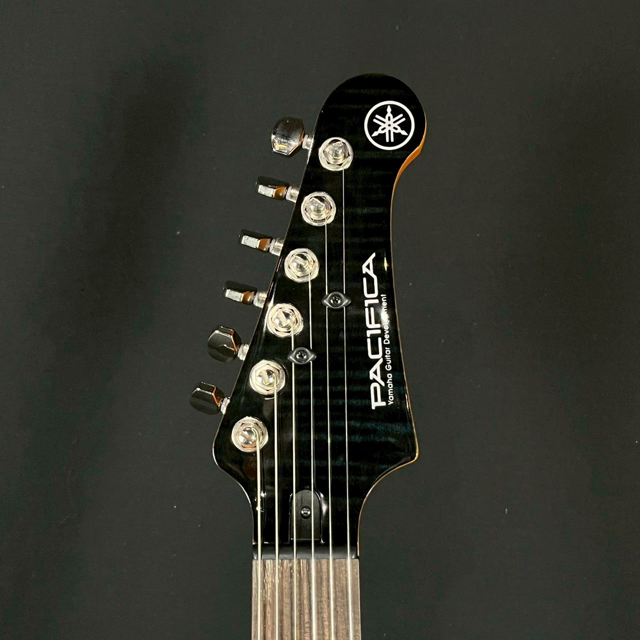 YAMAHA PAC611HFM