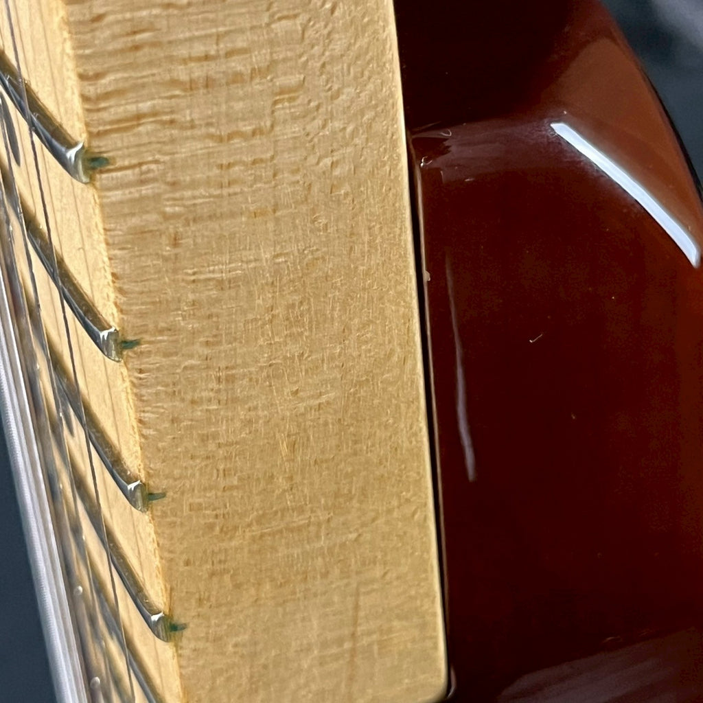 Fender American Deluxe Ash Stratocaster 2011