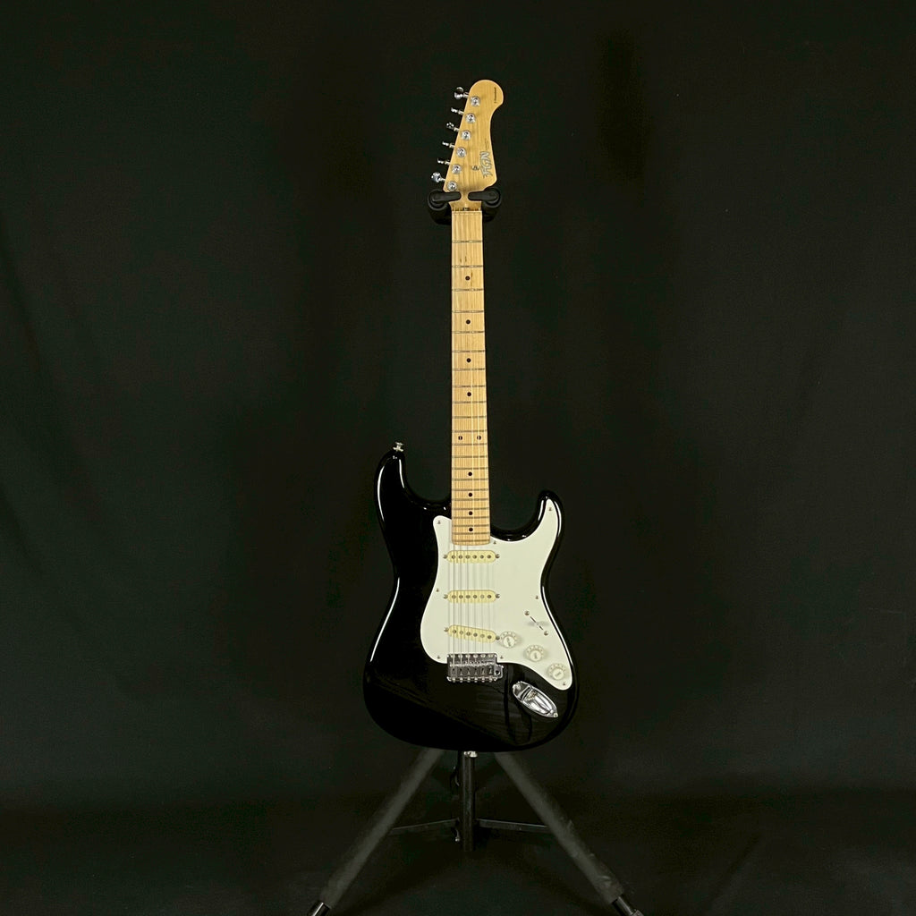 FGN Japan J-Standard Stratocaster