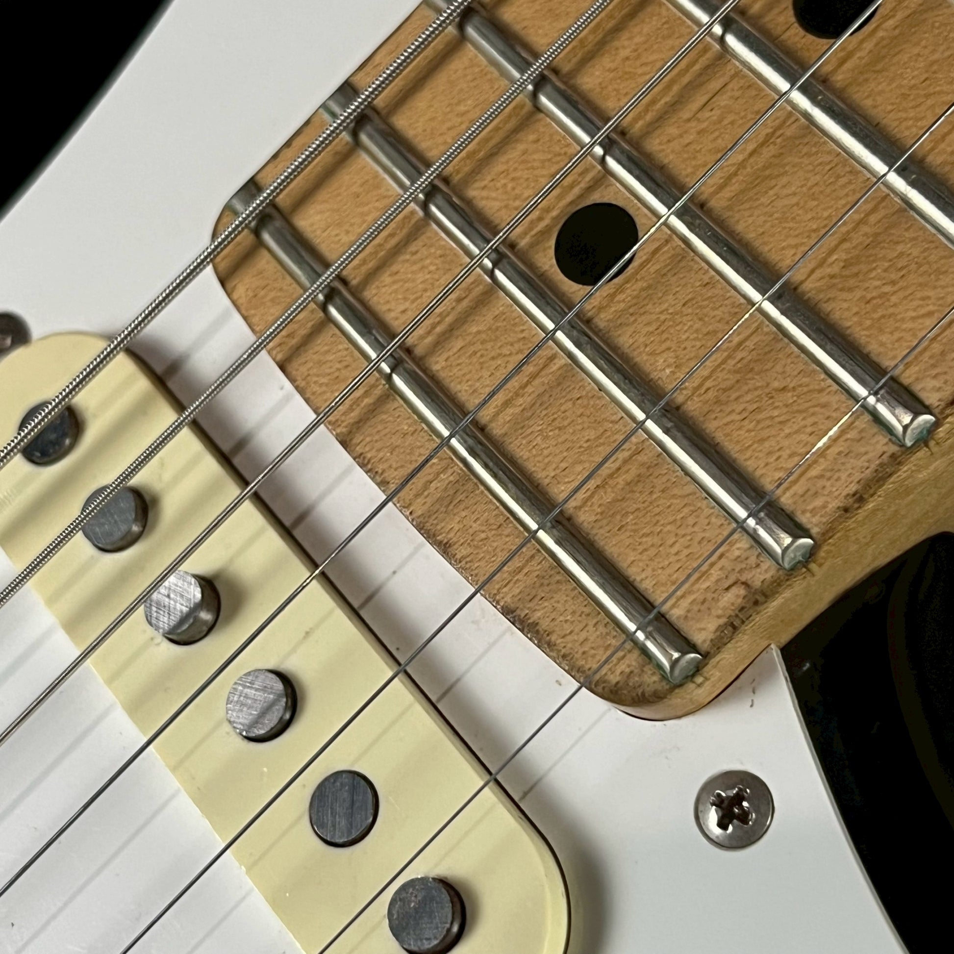 FGN Japan J-Standard Stratocaster