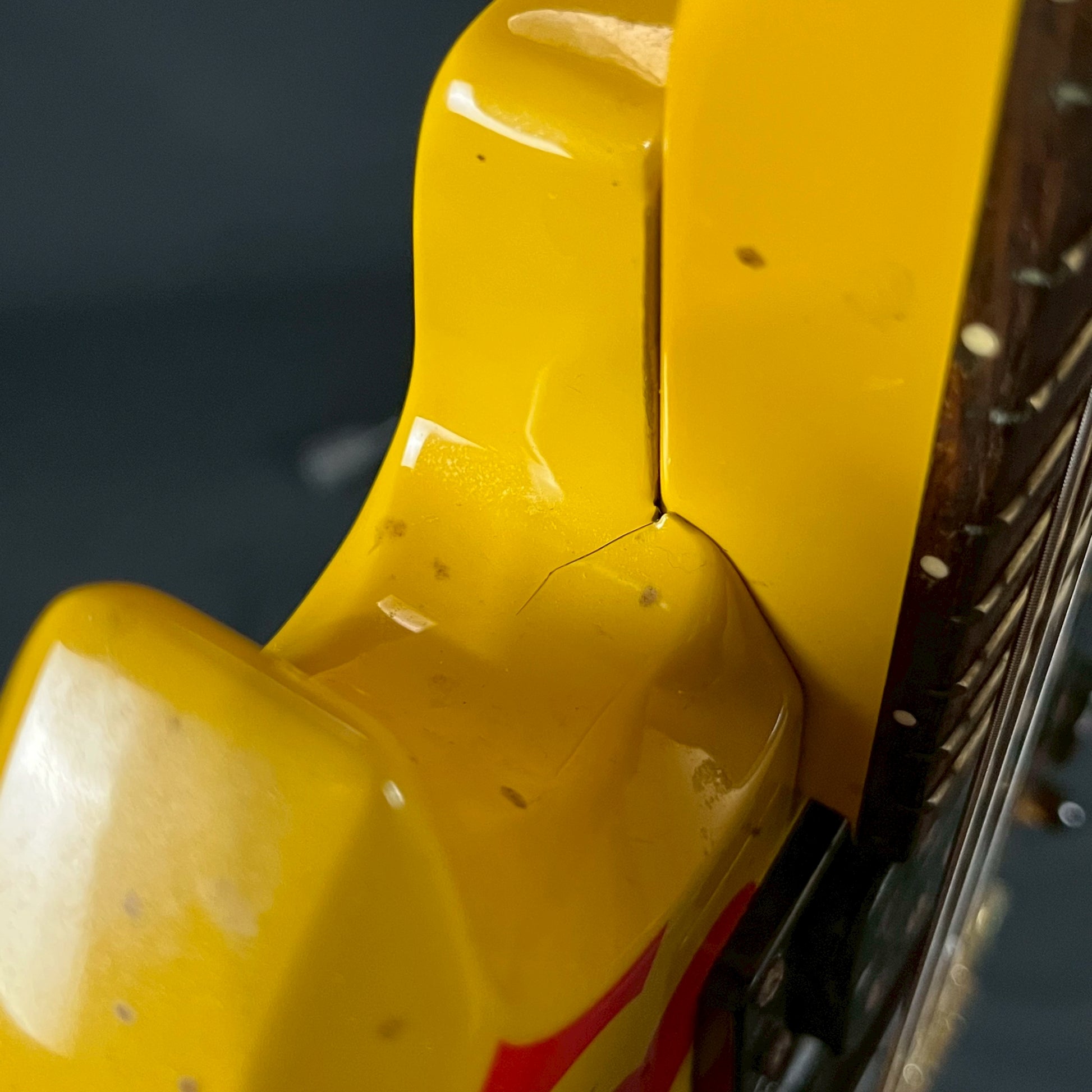Burny MG-JR Hide model Yellow Heart
