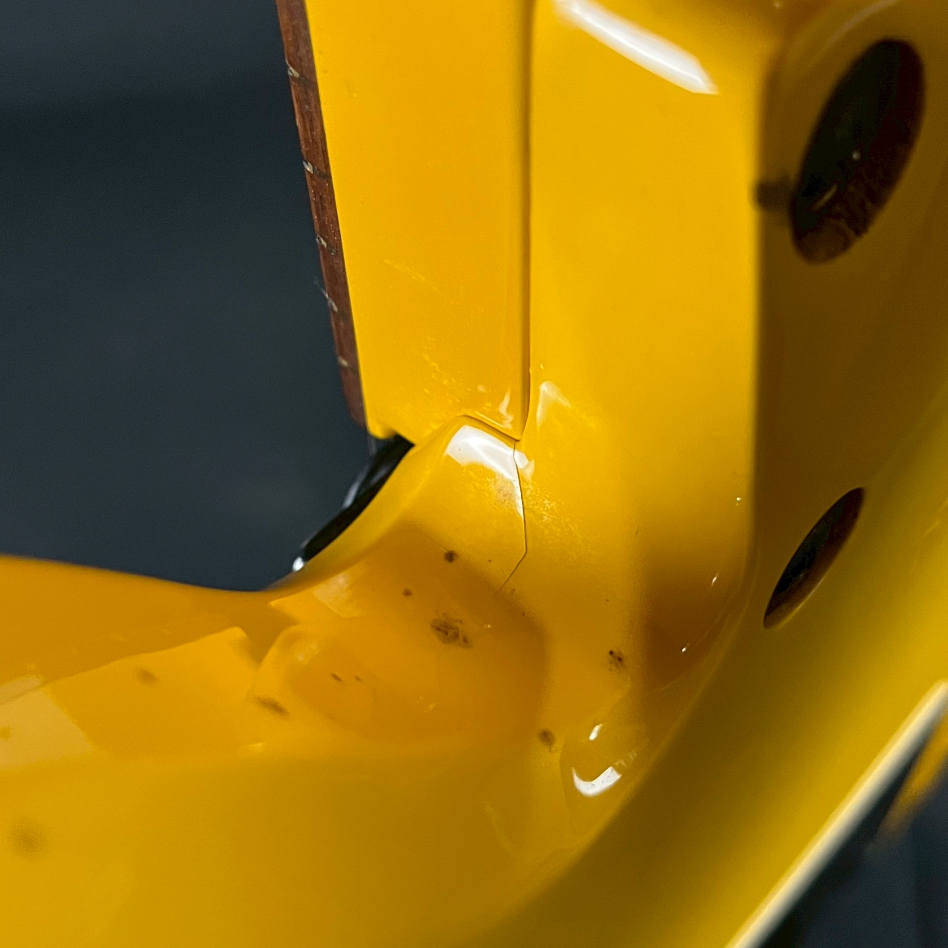 Burny MG-JR Hide model Yellow Heart