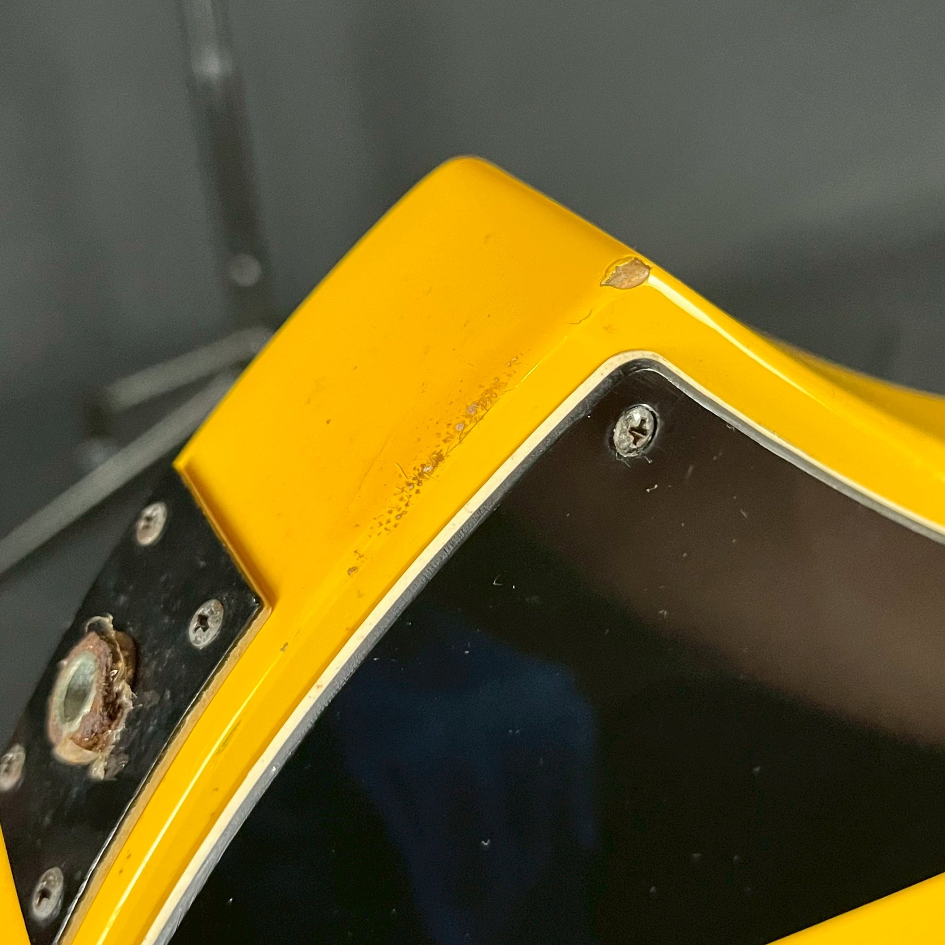Burny MG-JR Hide model Yellow Heart