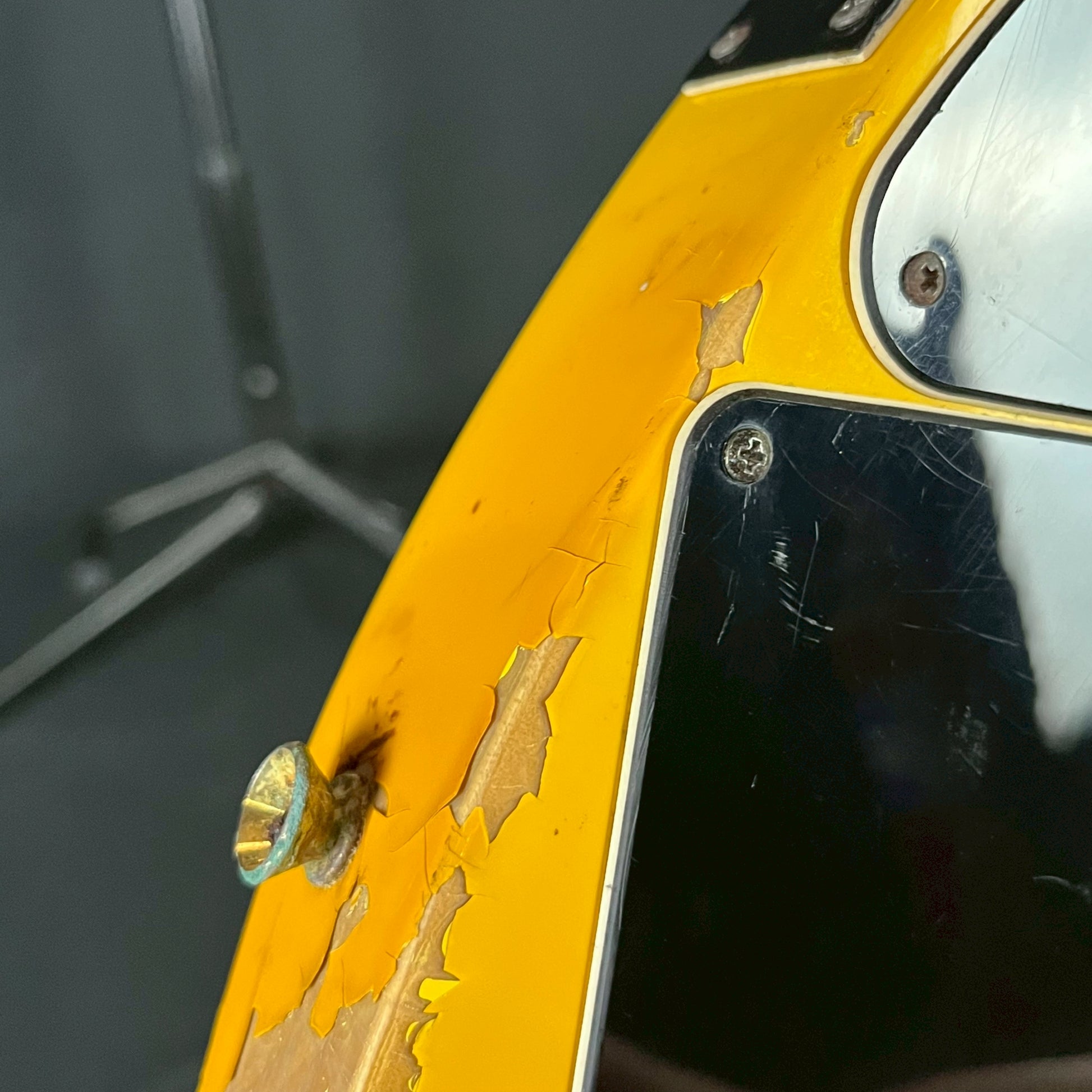 Burny MG-JR Hide model Yellow Heart