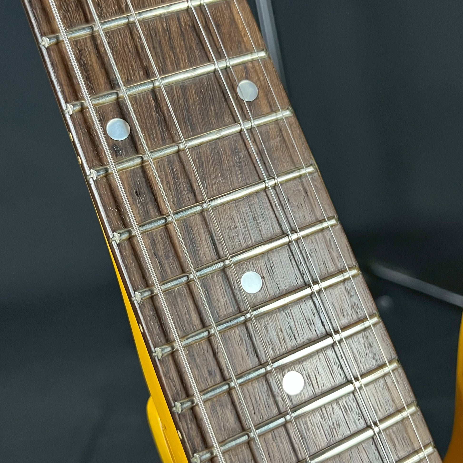 Burny MG-JR Hide model Yellow Heart