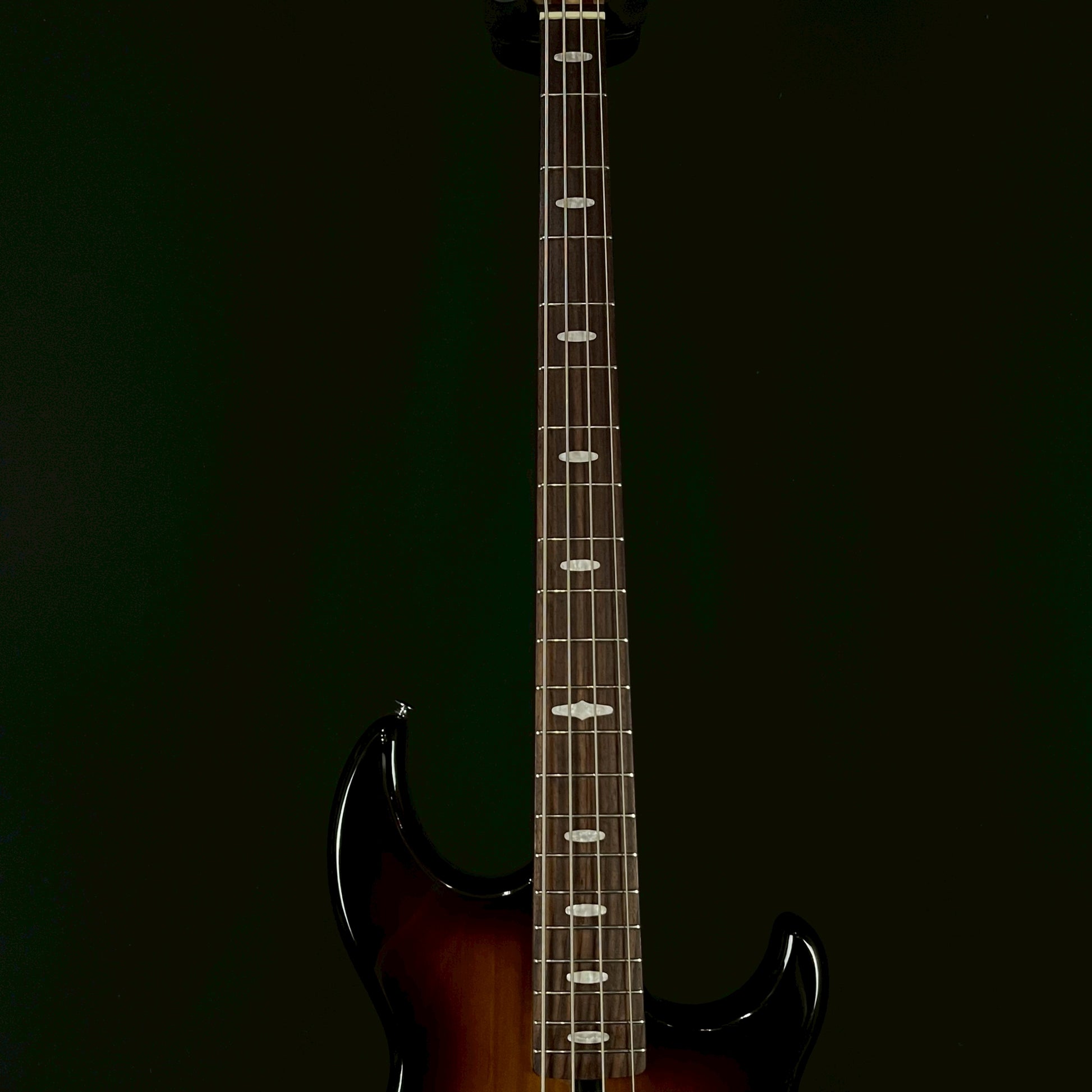 YAMAHA BB424 Bass