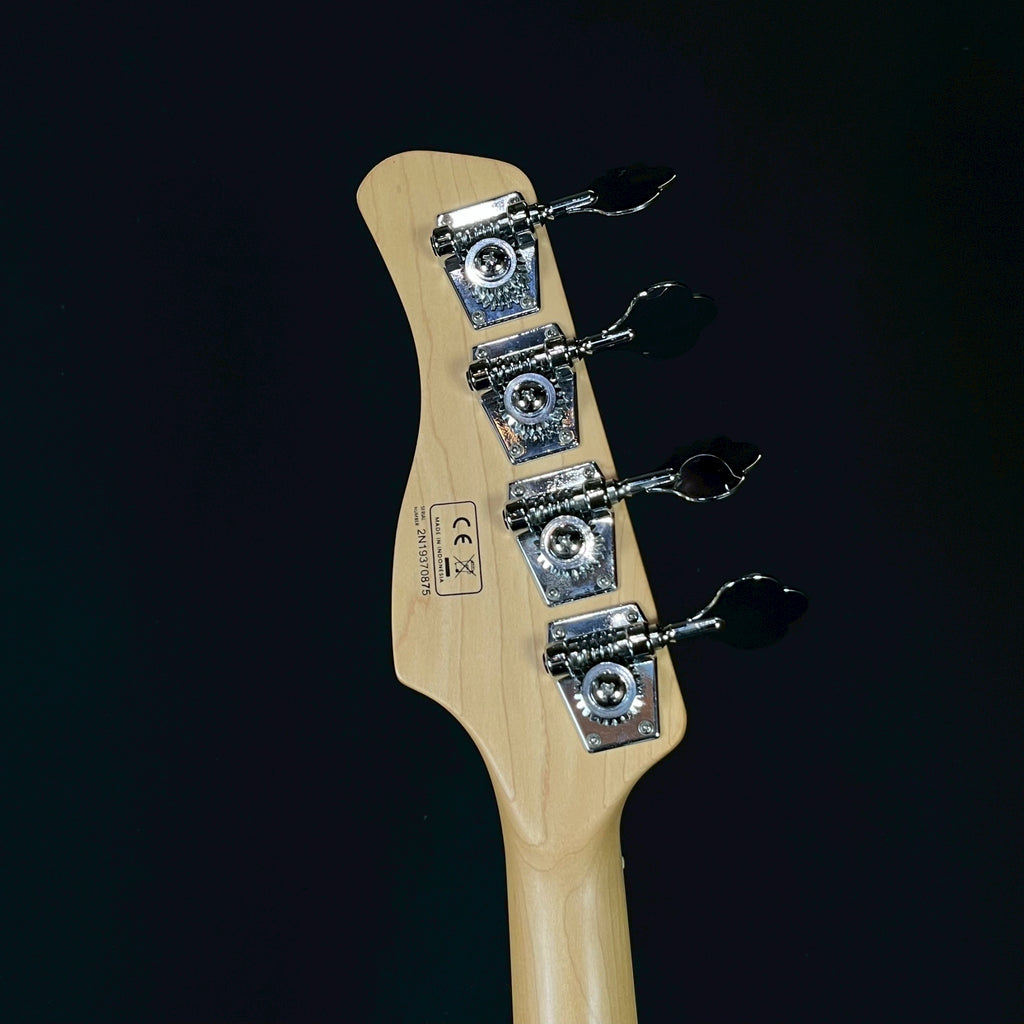 Marcus Miller V7