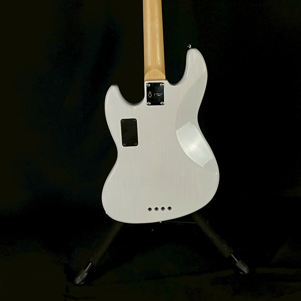 Marcus Miller V7