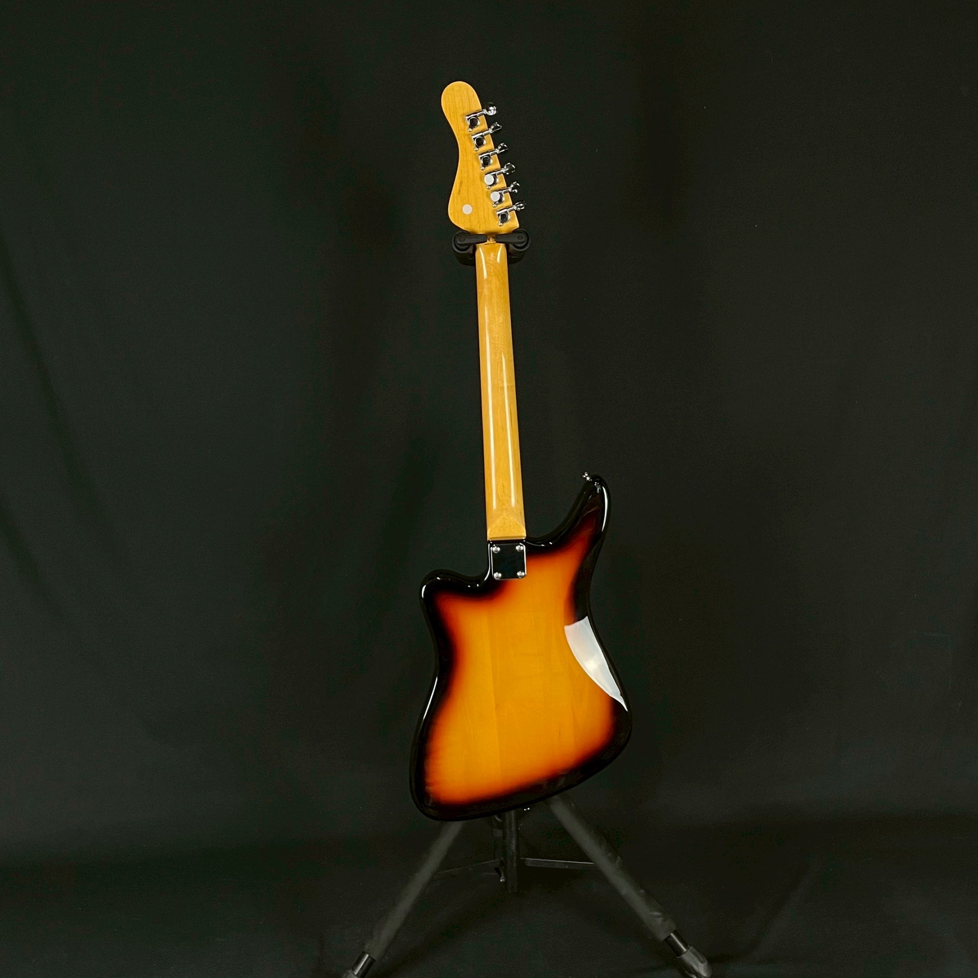 Aria Retro Classic