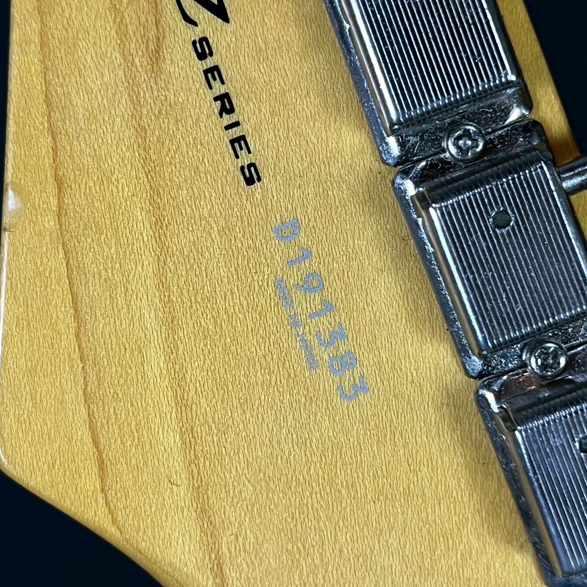 HISTORY Japan CZ Series Stratocaster