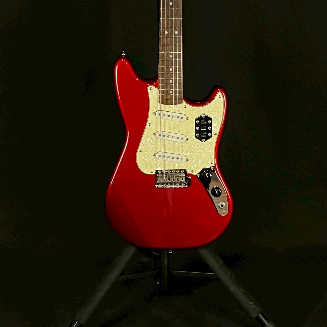 Squier Paranormal Cyclone 2021