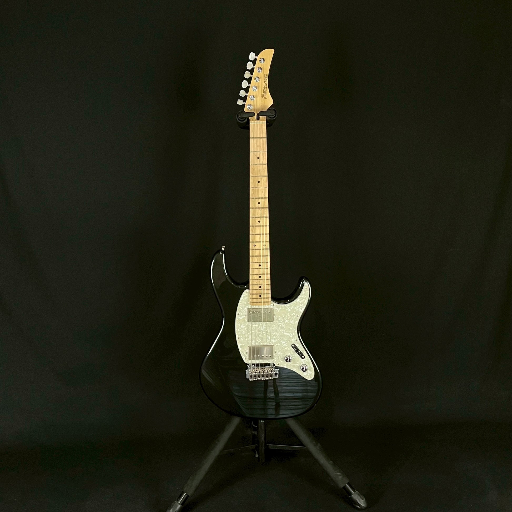 FERNANDES REGULUS Model