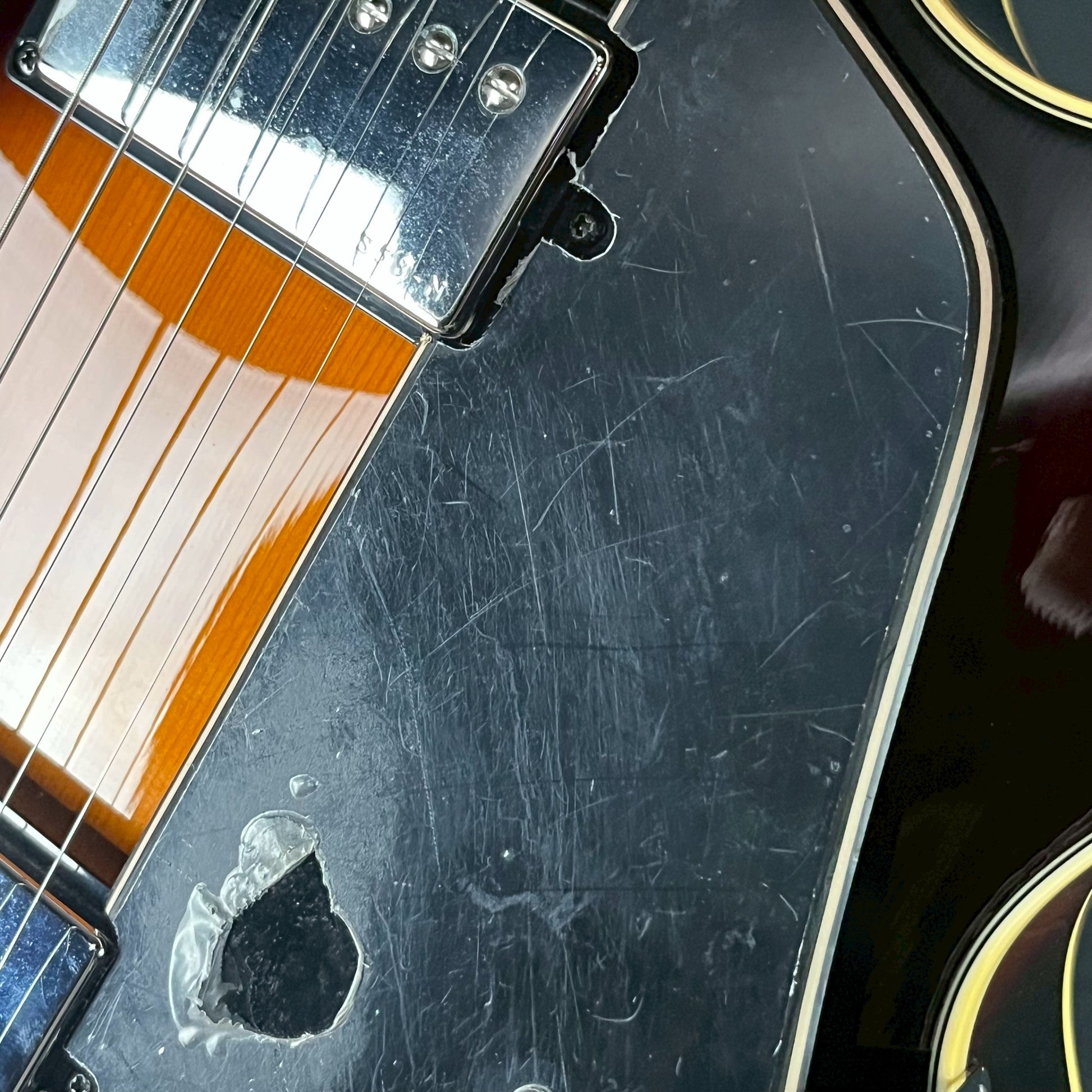 Ibanez AK81-VB