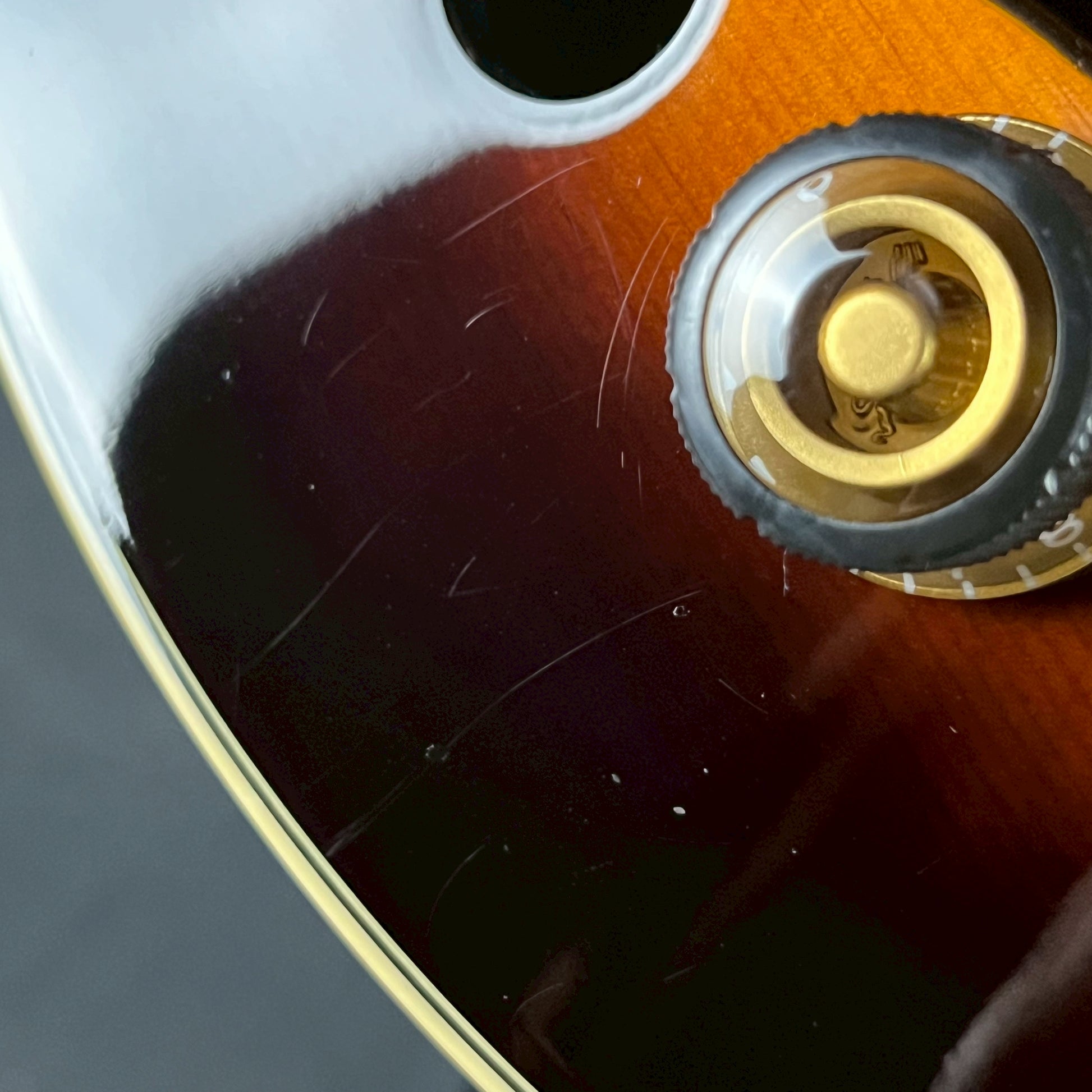 Ibanez AK81-VB