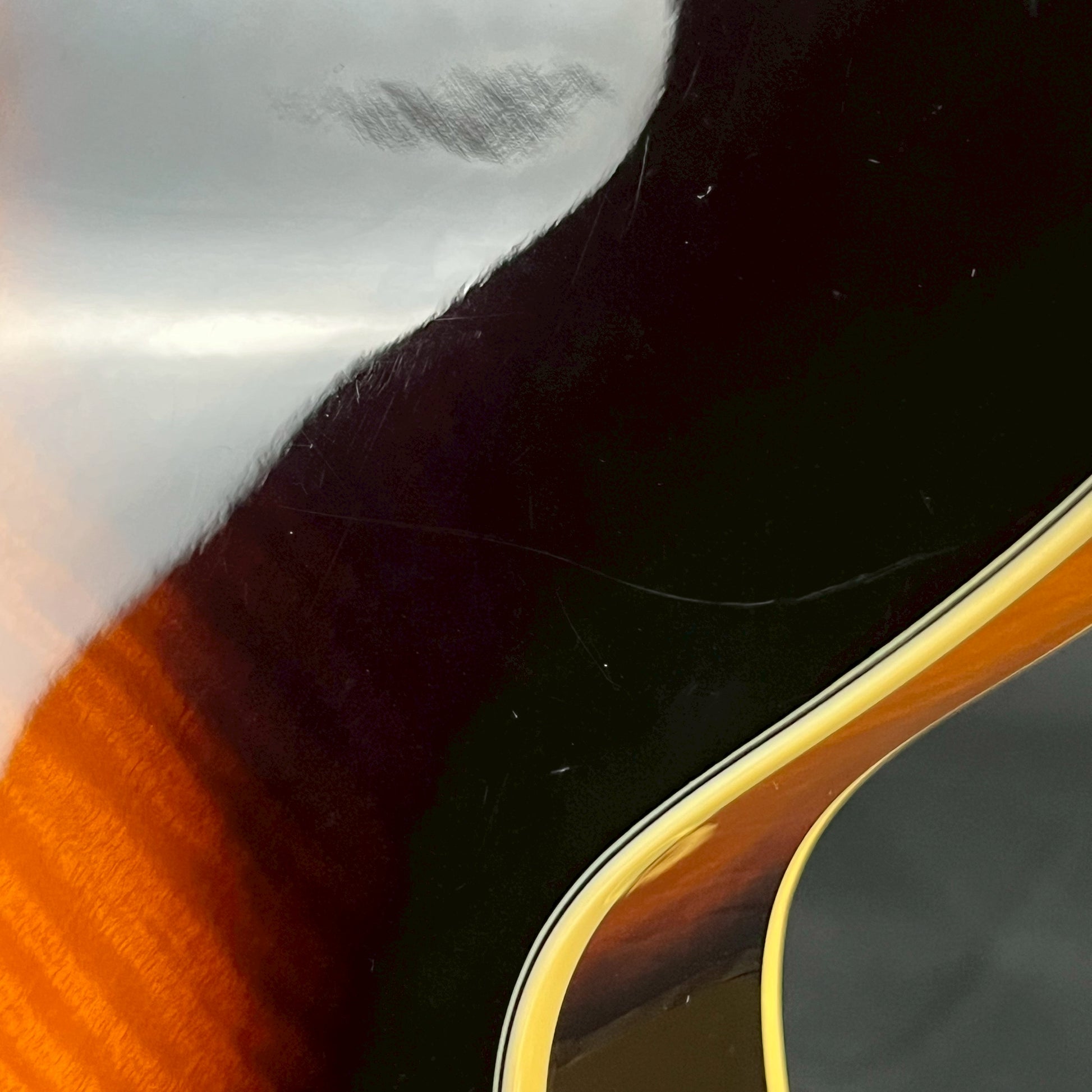 Ibanez AK81-VB