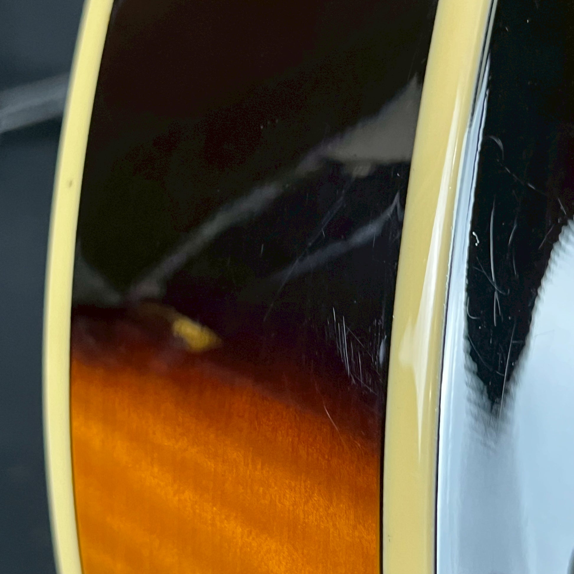 Ibanez AK81-VB