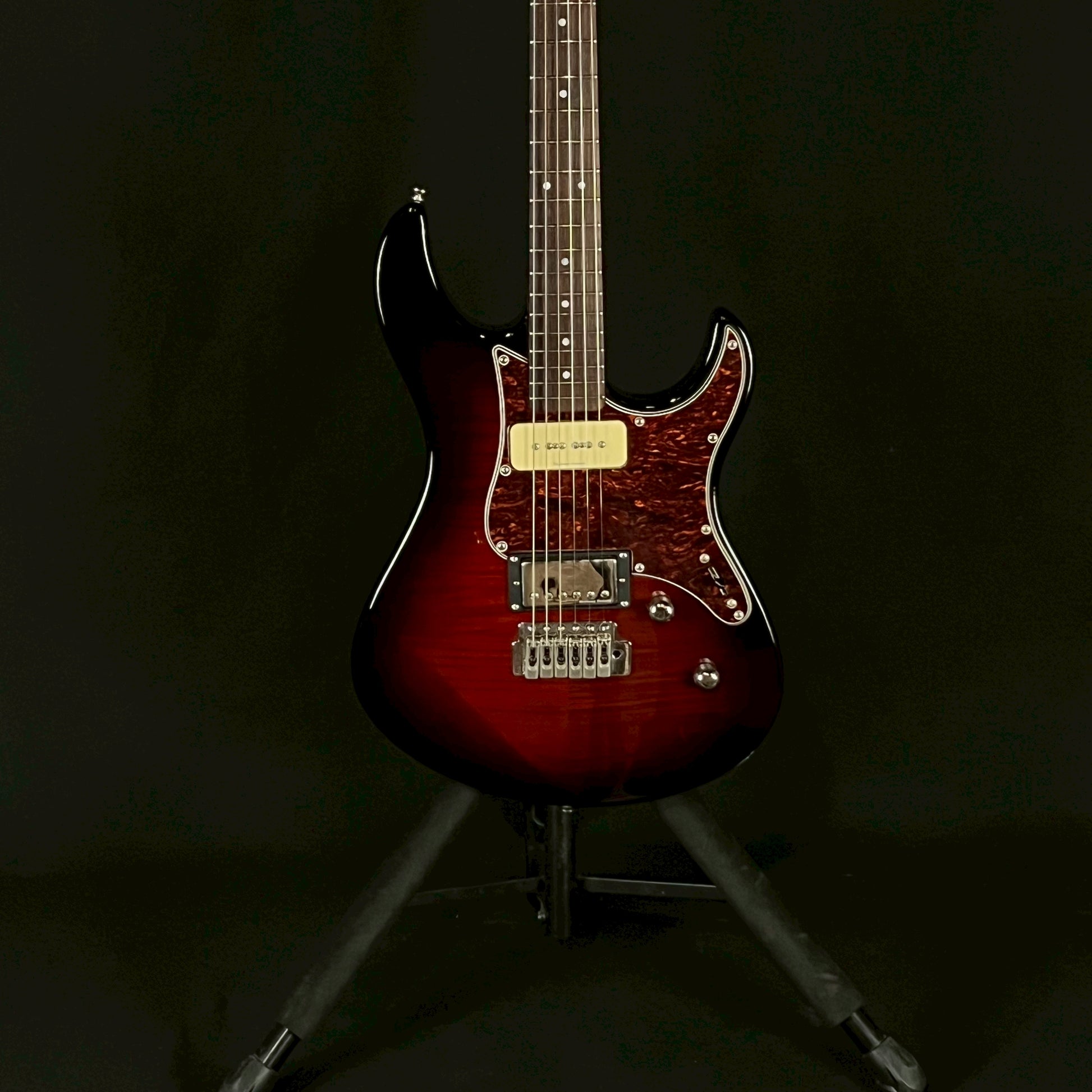 YAMAHA PAC611VFM